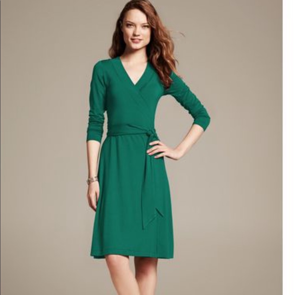 Brand NWT, Emerald green Banana Republic Wrap dress.